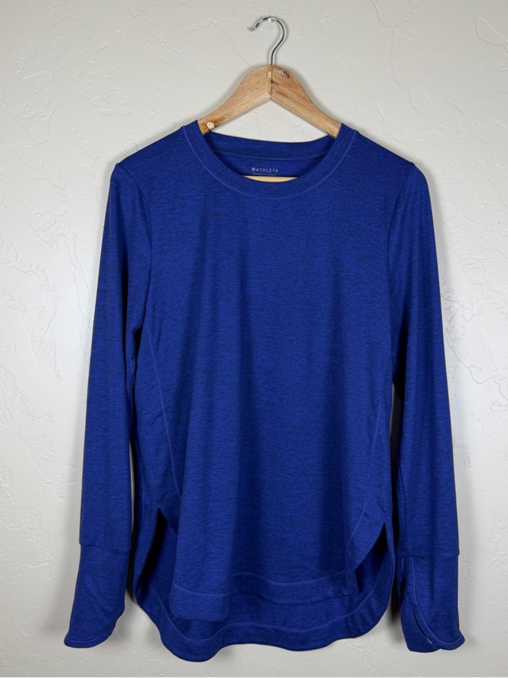 Athleta Women’s Uptempo Long Sleeve Crew Neck Shirt Size Medium